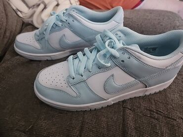 Кроссовки и спортивная обувь: Кроссовки, 39, Nike, Новый, цвет - Голубой, Самовывоз