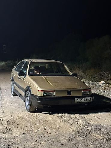 Volkswagen: Volkswagen Passat: 1988 г., 1.8 л, Кол менен иштөөчү, Бензин, Седан — 2
