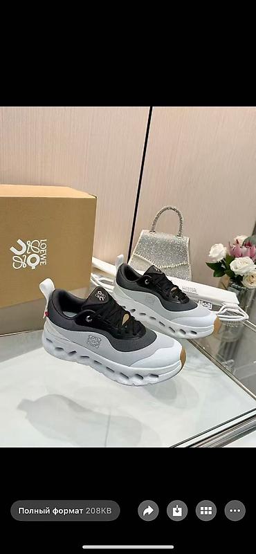 Кроссовки on cloud & Loewe люкс копия