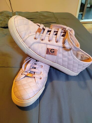 max code patike: Guess, 40, color - Pink