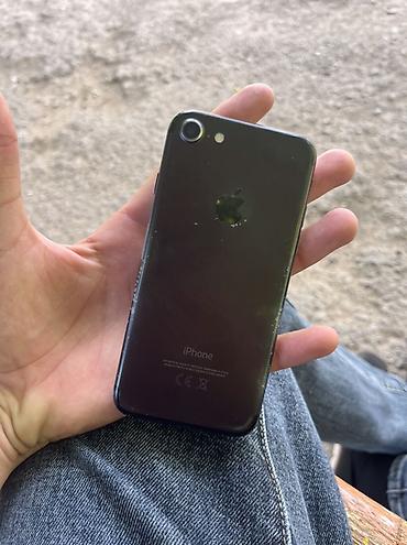 Apple iPhone: IPhone 7, 32 GB, Jet Black, Barmaq izi — 4
