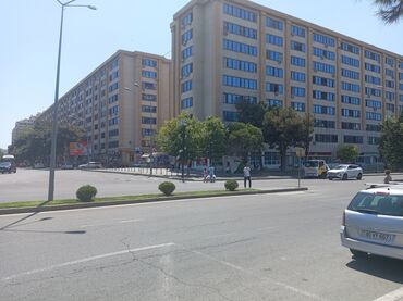 suvalanda ev: Salam Ev uzunmuddetli verilir. Razinde Aygun Moll ile uz uze Unibankin