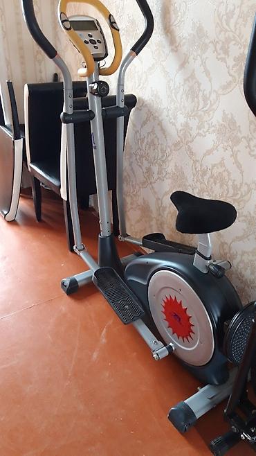 Veloxizek var teze kimidir.
Velotrenajorlar 200m baslayir