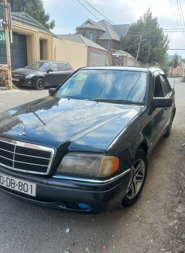 mercedes benz smart: Mercedes-Benz 230: 2.3 l | 1995 il Sedan