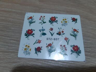 Nega noktiju: Vodene slicice za nokte 
Cena je za komad 20din — 10