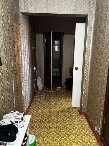 срочная продажа авто бишкек: 2 бөлмө, 52 кв. м, 106-серия, 7 кабат, Косметикалык ремонт