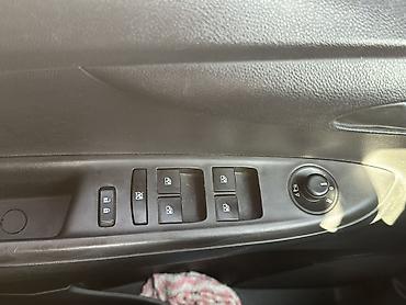 Chevrolet: Chevrolet Spark: 2016 г., 1 л, Робот, Бензин, Хэтчбэк — 13