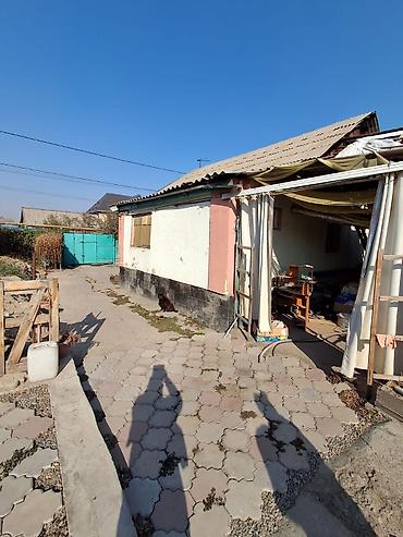 Продажа коттеджей и домов: 4 комнаты, 69 м², 9 соток, Ленинское at lalafo.kg — 3 Продажа коттеджей и домов: 4 комнаты, 69 м², 9 соток, Ленинское — 3