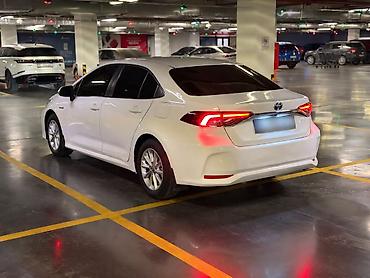 митсубиси кондиционер: Toyota Corolla: 2020 г., 1.8 л, Вариатор, Гибрид, Седан — 3