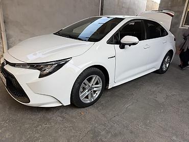 lexus rx 350 2010: Toyota Levin: 2021 г., 1.8 л, Вариатор, Гибрид, Седан — 3