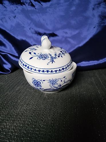 Ostalo posuđe: Secernica 1968 do 1987g.Kahla porcelan cvibl mustra Nemacka. Posuda — 1