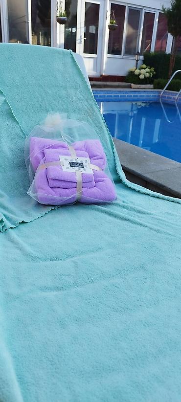 Полотенца: Комплект из двух полотенец, коралловый флис. Одно банное 70*140 см at lalafo.kg — 3 Полотенца: Комплект из двух полотенец, коралловый флис. Одно банное 70*140 см — 3