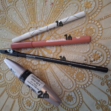 Dodaq üçün kosmetika: Dodaq boyası, Kiko Milano — 14