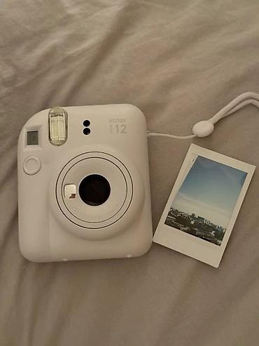 digital camera: Fujifilm Instax Mini 12 — мгновенная камера белого цвета. Основные — 2