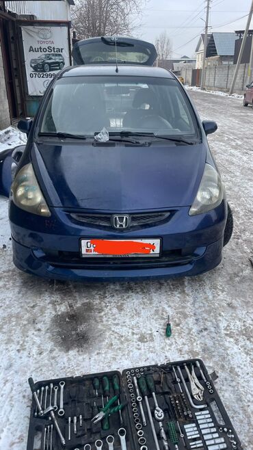 Honda: Honda Jazz: 2001 г., 1.3 л, Вариатор, Бензин