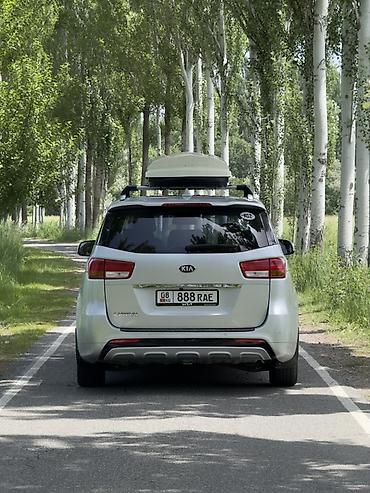 Kia: Kia Carnival: 2018 г., Минивэн — 4