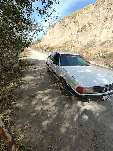 Продажа авто: Audi 100: 1986 г., 1.8 л, Механика, Бензин, Седан — 6