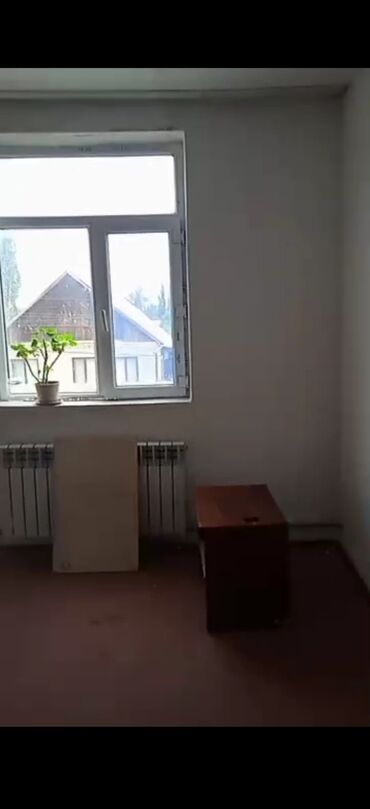 комната кара жыгач: 18 кв. м