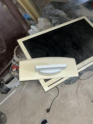 televizor stend: Ekrandı deyəsən açmır aşağı edərəm REGAL markalı LCD televizor - — 3