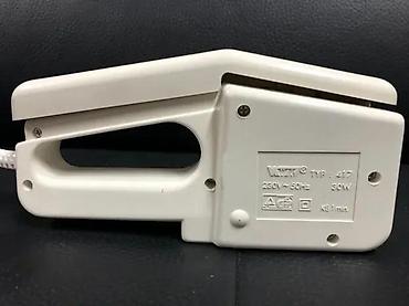 Ostali kuhinjski aparati: Električni otvarač za konzerve - Tip/model: WMT TYP 417 - Napajanje — 1