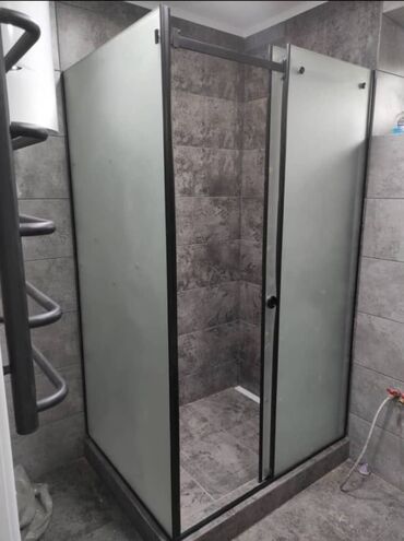 Перегородки на заказ: Для офиса, Бронированное стекло at lalafo.kg — 2 Перегородки на заказ: Для офиса, Бронированное стекло — 2