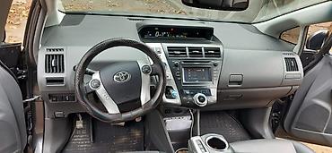 prius r17: Maşın çox səliqəli idarə olunub. Bütün qulluqları (yağ, filtrlər) — 5