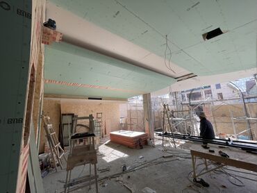 Штукатурка, шпаклевка: Штукатурка стен, Штукатурка потолков, Шпаклевка стен | Акриловая вода эмульсия, Арт бетон Больше 6 лет опыта — 23