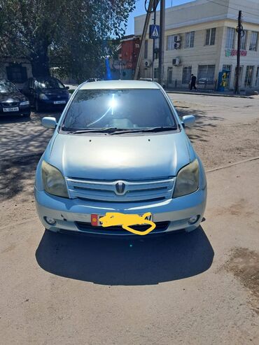 Toyota: Toyota ist: 2003 г., 1.5 л, Автомат, Бензин, Универсал at lalafo.kg Toyota: Toyota ist: 2003 г., 1.5 л, Автомат, Бензин, Универсал