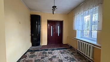 Продажа полдома: Продается пол дома с участком и огороженным двором. Район нового at lalafo.kg — 12 Продажа полдома: Продается пол дома с участком и огороженным двором. Район нового — 12