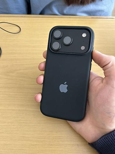 18: Zavod telefondur . Rəngi son şəkildə var . Vinil vurdurmuşam 18 pro ya — 2