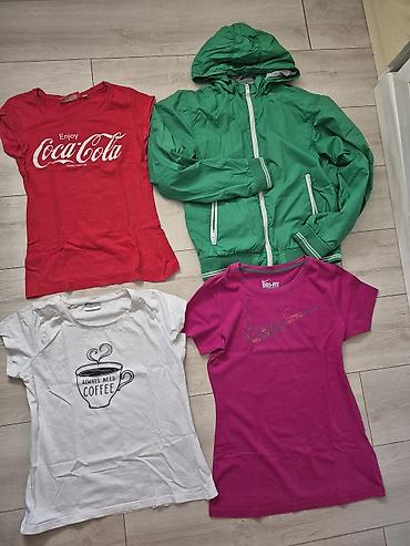 najk jakne: Paket ženske garderobe – 16 komada. Set obuhvata raznovrsne komade za — 4