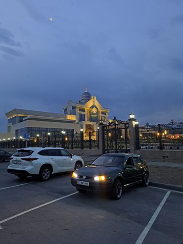 моновпрыск на гольф 3: Volkswagen Golf: 1998 г., 1.6 л, Механика, Бензин, Хэтчбэк