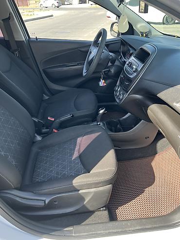 spark 2018: Chevrolet Spark: 2019 г., 1 л, Вариатор, Бензин, Хэтчбэк — 8