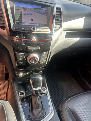 багажник на аутбек: Ssangyong : 2018 г., 1.6 л, Автомат, Дизель, Кроссовер