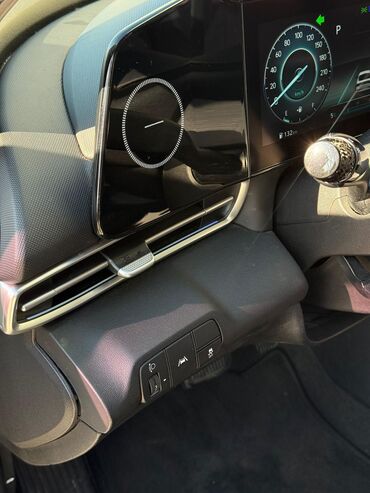 Hyundai: Hyundai Avante: 2021 г., 1.6 л, Бензин — 15