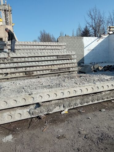 одежды на прокат: Продаю плита перекрытия пустотка