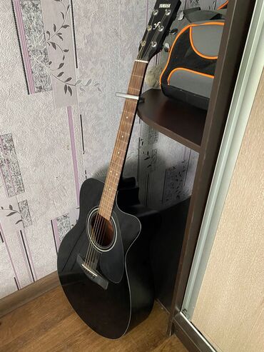 самые дешёвые гитары в Кыргызстан | ГИТАРЫ: Yamaha fs100c Продаю гитару, в идеальном состоянии, как новенькая