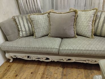 Divan və masa dəstləri: Klassik divan, Qonaq otağı üçün, Açılmayan — 4