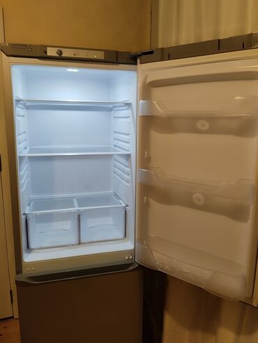 Техника для кухни: Б/у Холодильник Biryusa, No frost, Двухкамерный, цвет - Бежевый