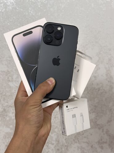 шеф нож: IPhone 14 Pro, Б/у, 128 ГБ, Черный, Зарядное устройство, Защитное стекло, Чехол, 81 %
