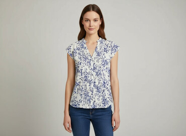 bluzki z dekoltem v plus size: H&M, Women's blouse, size XS at lalafo.pl bluzki z dekoltem v plus size: H&M, Women's blouse, size XS