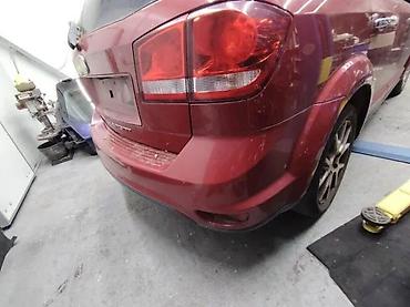 Auto delovi, gume i tjuning: Fiat Freemont kompletan auto u delovima crveni. Fiat Freemont — 11