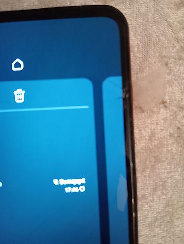 micro qulaq: IPhone 8, 32 GB, Qırmızı, Barmaq izi, Face ID — 4