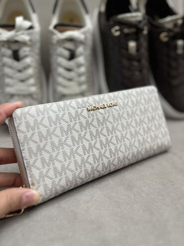 кыргызские национальные платья на прокат бишкек: Капчык, Michael Kors, Нукура булгаары, Аялдарга, Жаңы