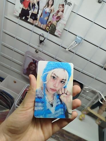 pul albomu: K-pop Felix temalı foto kart dəsti Məhsul təsviri: - Üç ədəd — 2