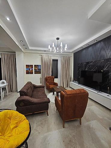 əmlak satışı: Ağ şəhər, 3 otaqlı, Yeni tikili, 90 kv. m — 2