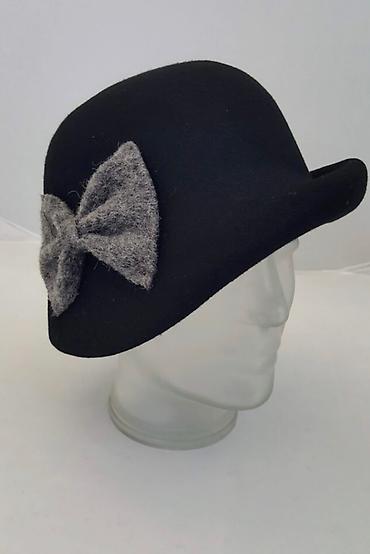 Šeširi: Nov damski šešir od 100% vune, veličine 57 — 1