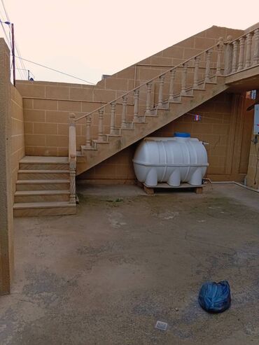 Uzunmüddətli kirayə evlər: 65 kv. m, 4 otaqlı, Kanalizasiya, Kombi, Qaz -da lalafo.az — 14 Uzunmüddətli kirayə evlər: 65 kv. m, 4 otaqlı, Kanalizasiya, Kombi, Qaz — 14