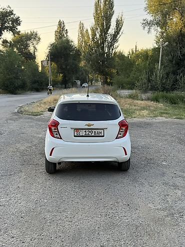 spark 7: Chevrolet Spark: 2019 г., 1 л, Механика, Бензин, Хэтчбэк — 4