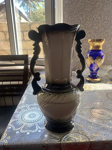 Ev üçün digər mallar: Keramik dekorativ vaza - Material: şirəli keramika - Rəng palitrası — 4